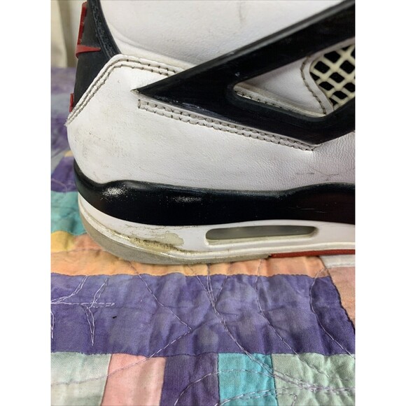 Air Jordan 4 Retro OG Fire Red DC7770-160 size 10 Distressed (See Pictures) - Picture 12 of 16